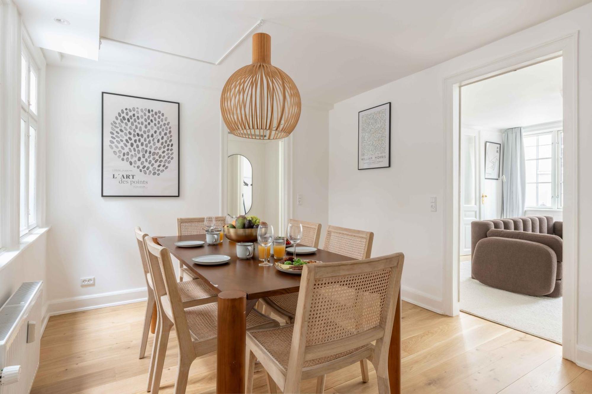 Apartamento Stylish On Lively Street In Downtown